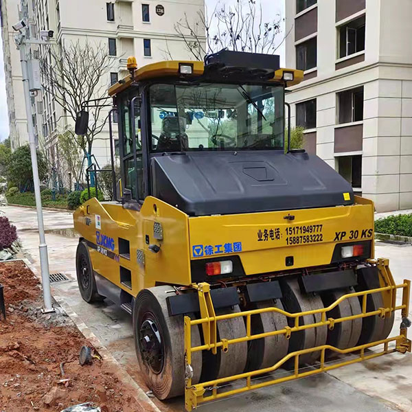 壓路機2